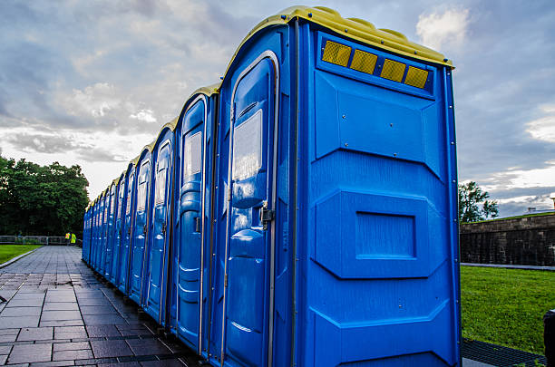 Portable bathroom rental in Henryville, IN